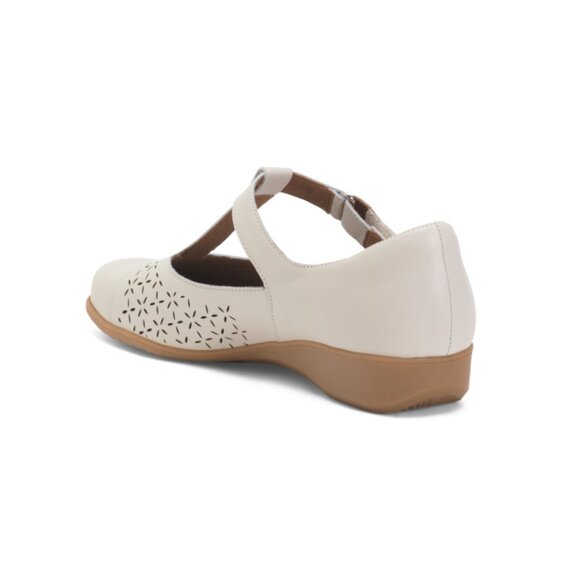 COBB HILL ROCKPORT Ivory Leather Rowen Comfort T-strap Flats - Picture 2 of 2